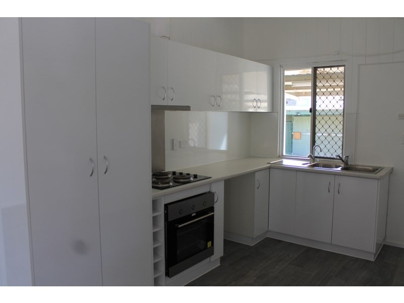 43 Barlee Street, St George QLD 4487
