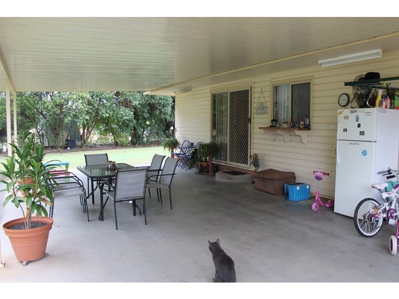 11 Hutt Street, St George QLD 4487