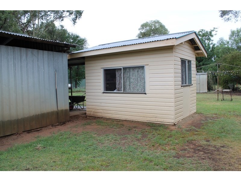11 Hutt Street, St George QLD 4487