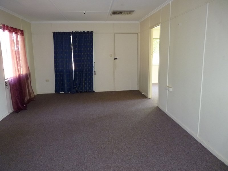 35 Kenny Lane, St George QLD 4487