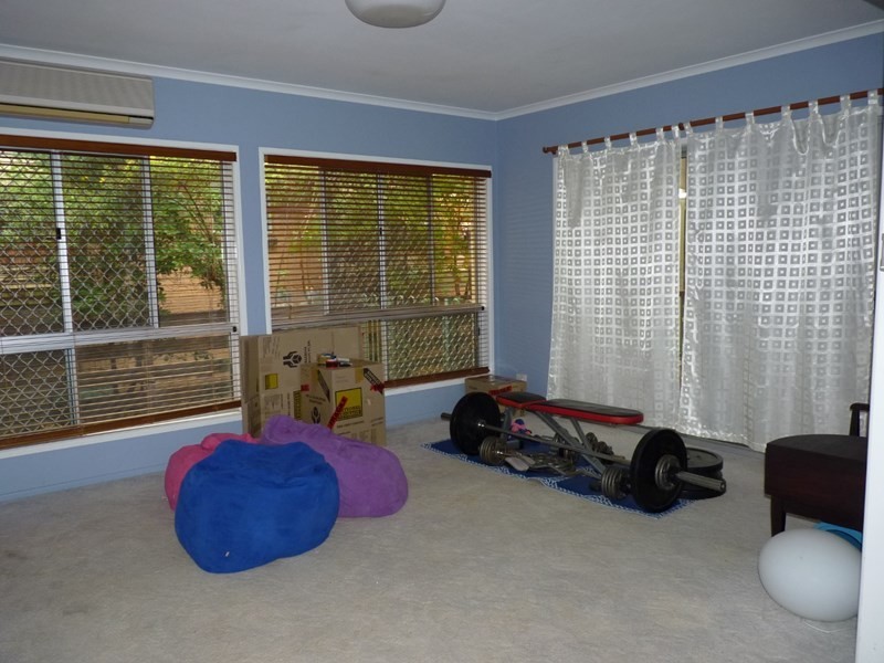 3 McDonnell Avenue, St George QLD 4487