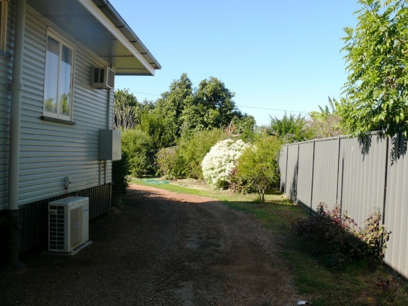 12 Robert Street, St George QLD 4487