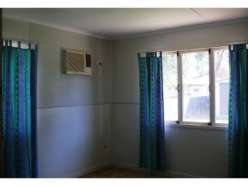 12 Robert Street, St George QLD 4487