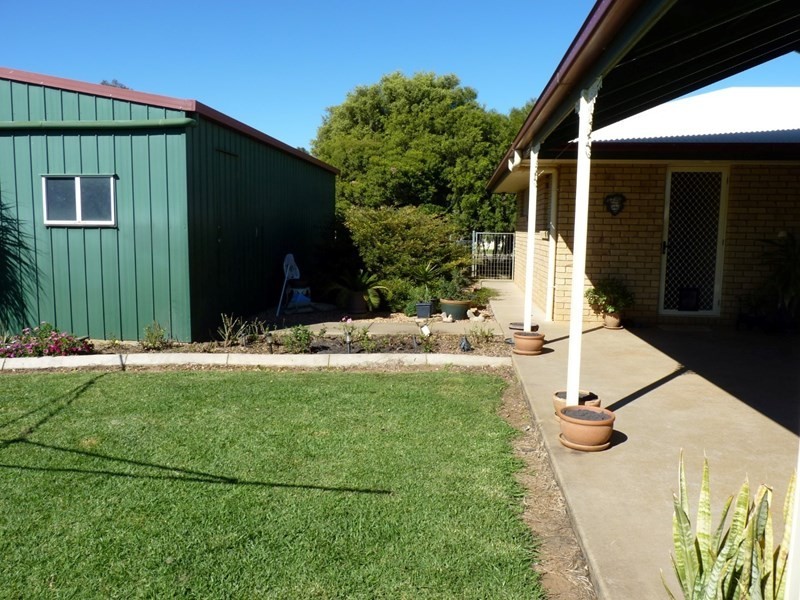 5 Taylor Street, St George QLD 4487