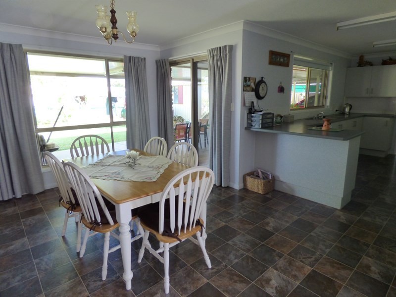 16 Cutler Court, St George QLD 4487