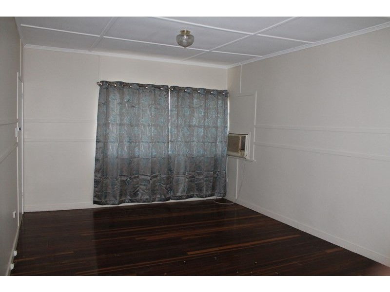 51 Roe Street, St George QLD 4487