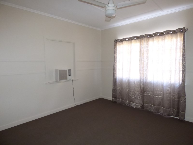 51 Roe Street, St George QLD 4487