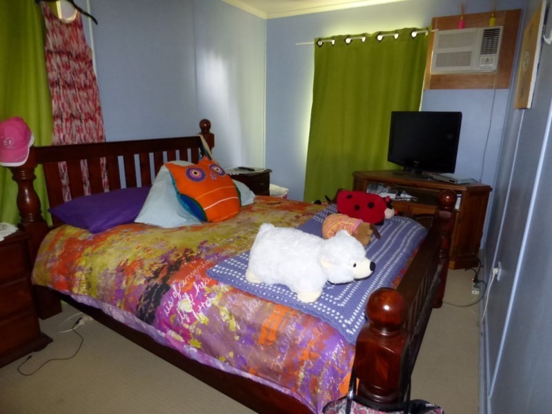 49 Church Street, St George QLD 4487