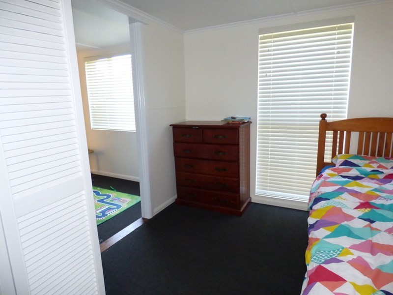 188 Victoria Street, St George QLD 4487