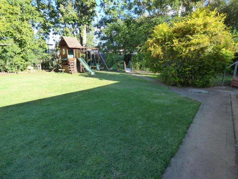 188 Victoria Street, St George QLD 4487