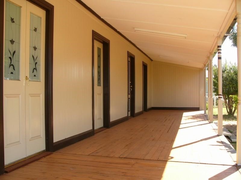 98 Alfred Street, St George QLD 4487