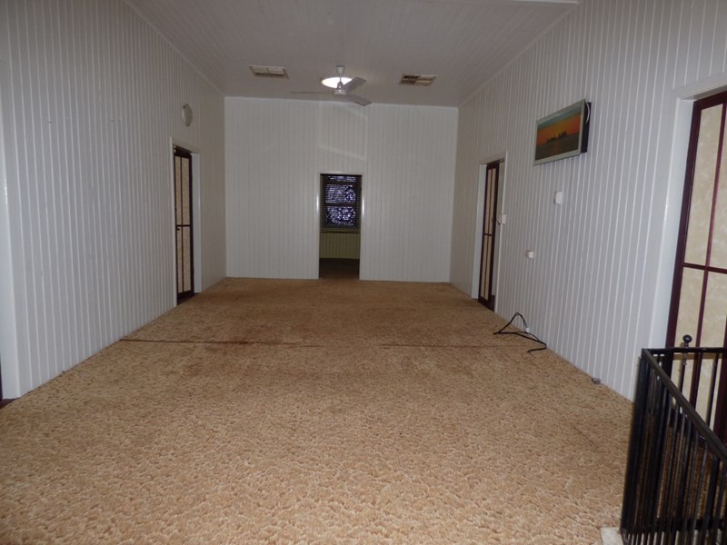 23 Weatherall Street, St George QLD 4487