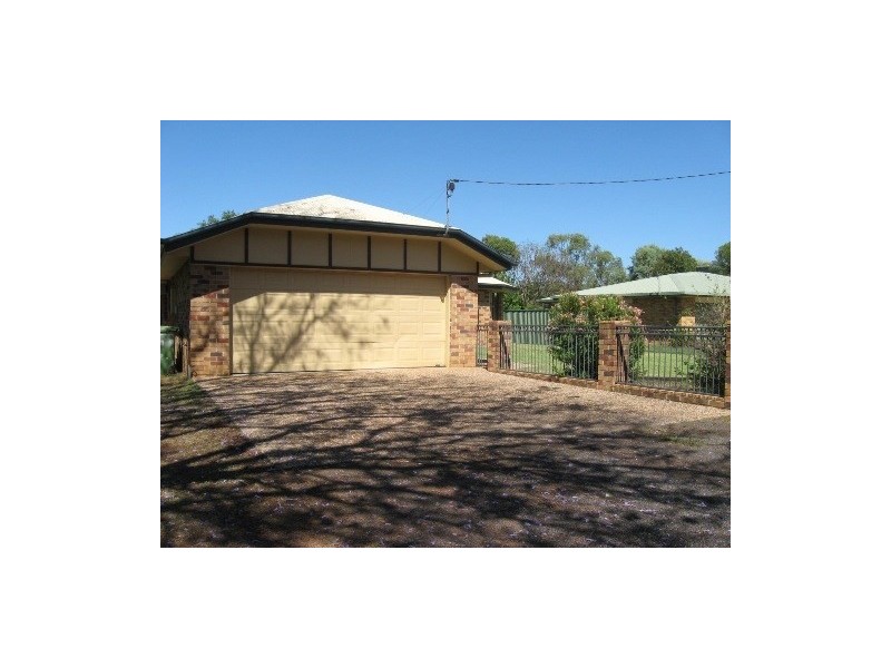 14 Howe Street, St George QLD 4487