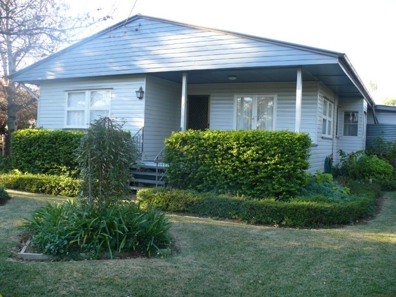 7 Murchison Street, St George QLD 4487