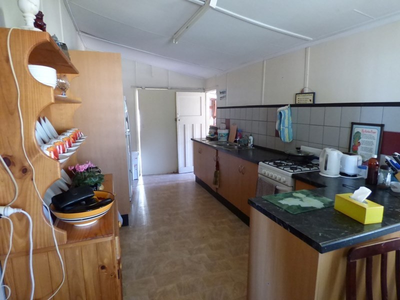 46 Moore Street, Dirranbandi QLD 4486