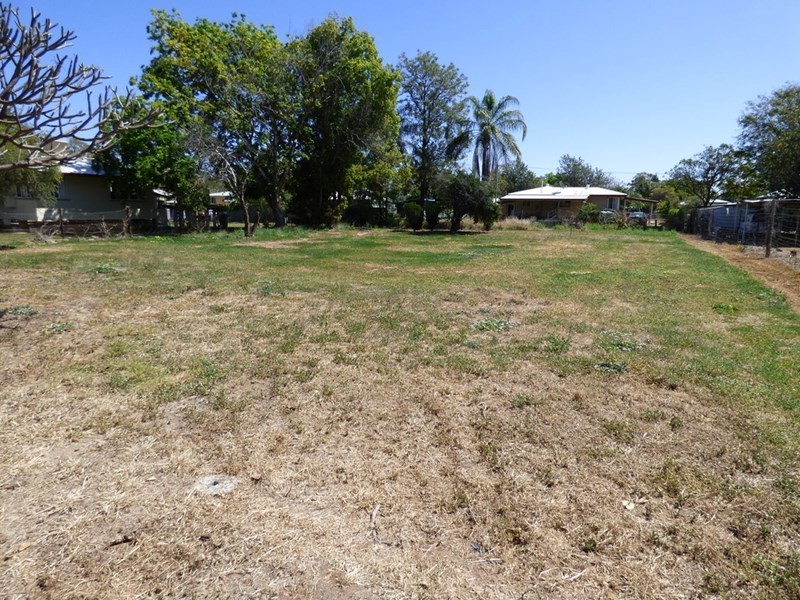 7 Margaret Street, St George QLD 4487