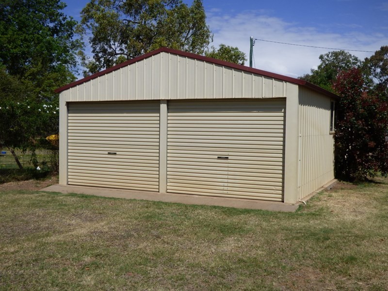 180 Victoria Street, St George QLD 4487