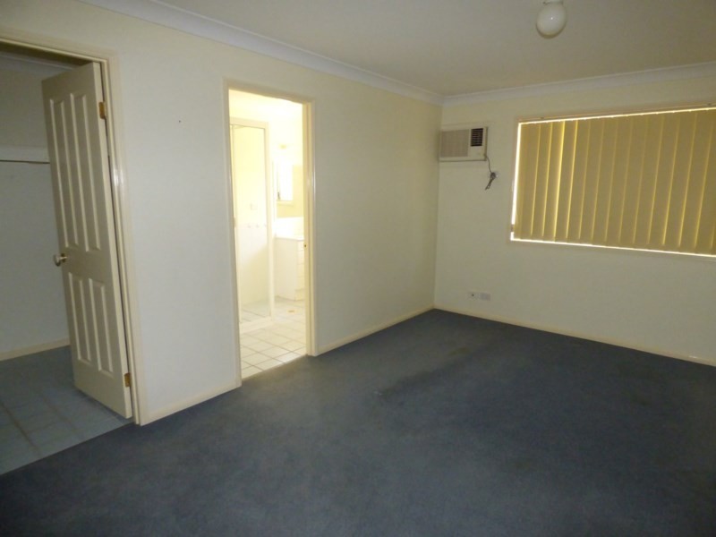 14 Howe Street, St George QLD 4487