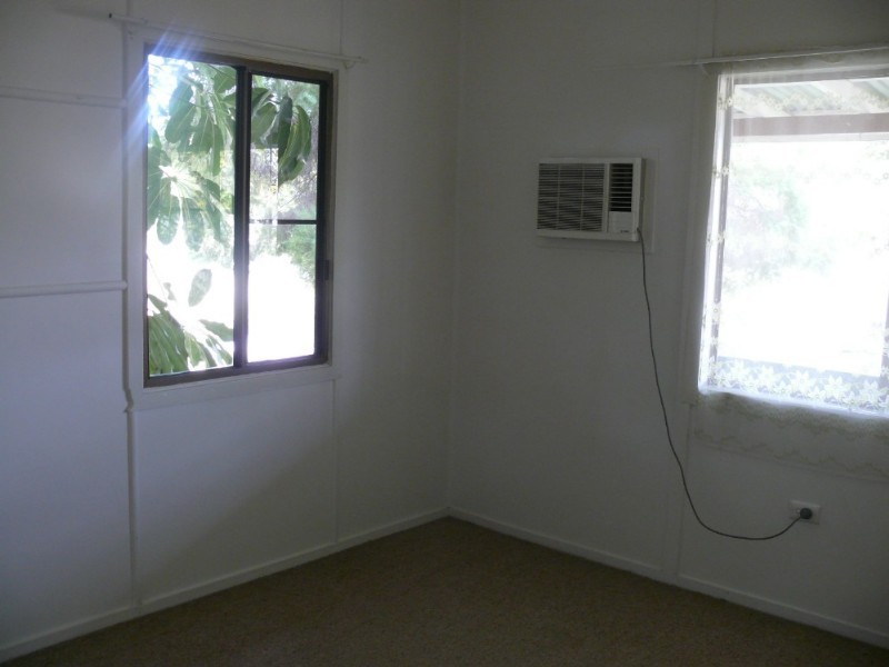 35 Victoria Street, St George QLD 4487