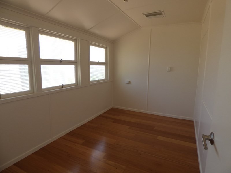 53 Grey Street, St George QLD 4487