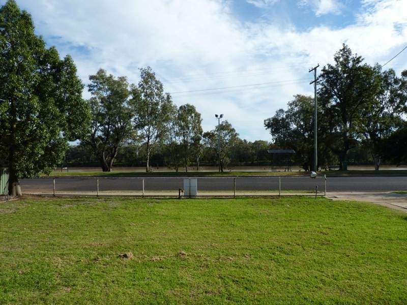 54 St Georges Terrace, St George QLD 4487