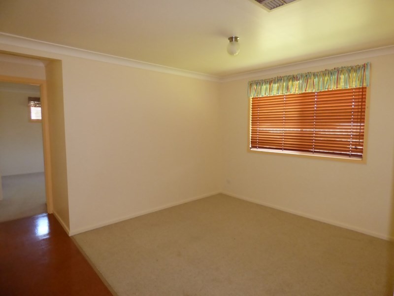 15 Wattle Drive, St George QLD 4487