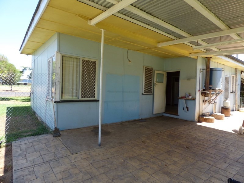 31 Church Street, St George QLD 4487