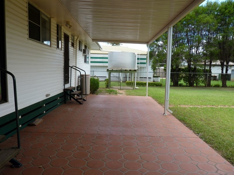 42 Alfred Street, St George QLD 4487