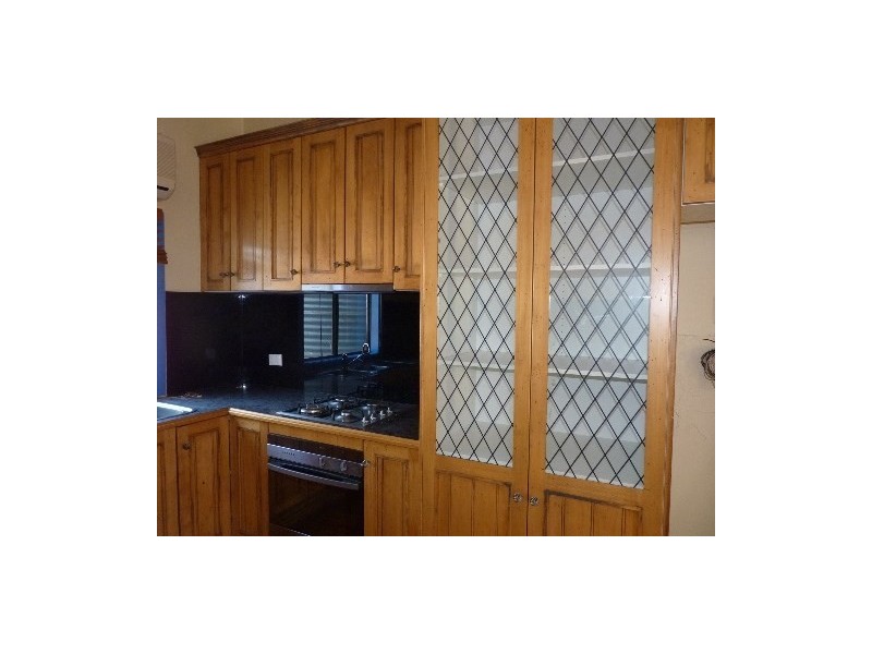 12 Hutt Street, St George QLD 4487