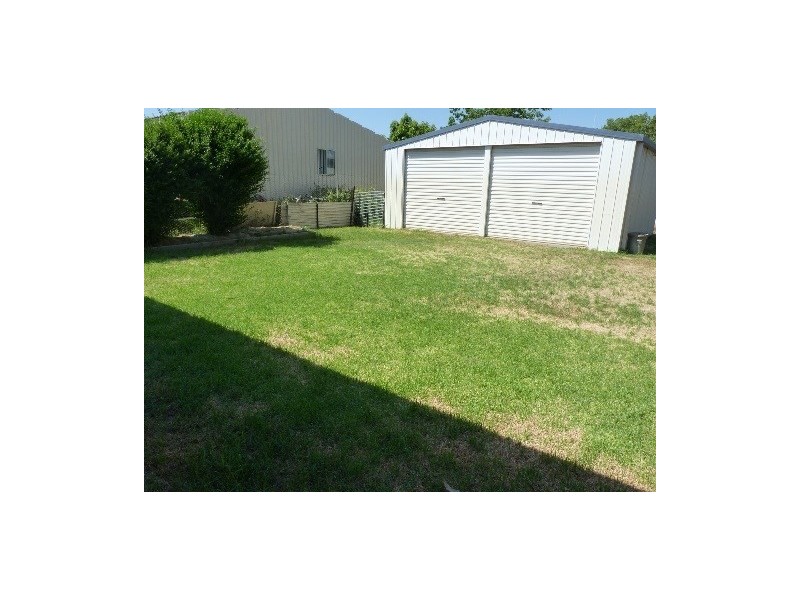 12 Hutt Street, St George QLD 4487