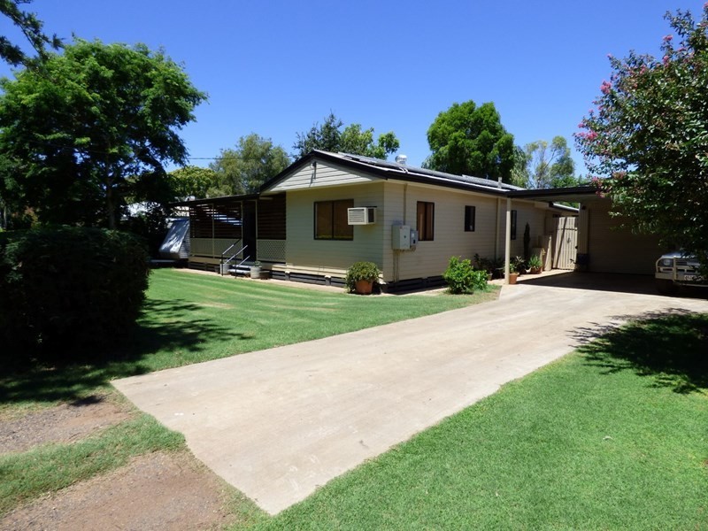 14 Munro Street, St George QLD 4487