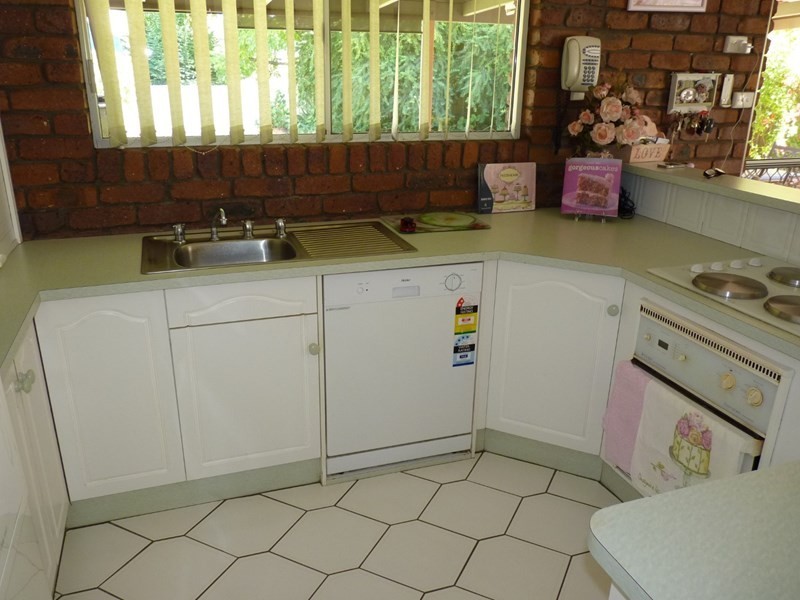 6 Cutler Court, St George QLD 4487