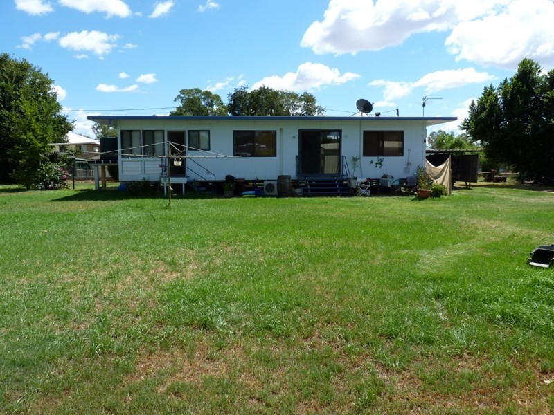 6-8 Logan Lane, St George QLD 4487