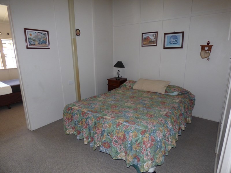 Unit 1, 101 Victoria Street, St George QLD 4487