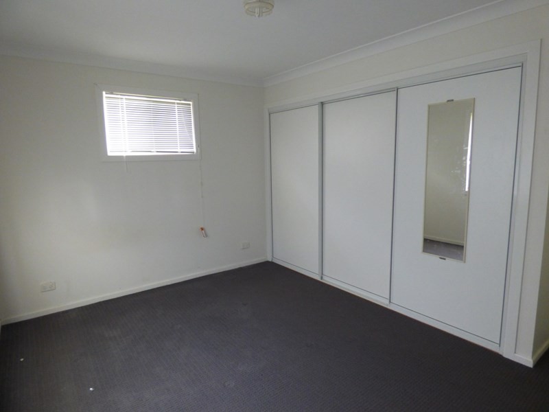 4 Elizabeth Street, St George QLD 4487