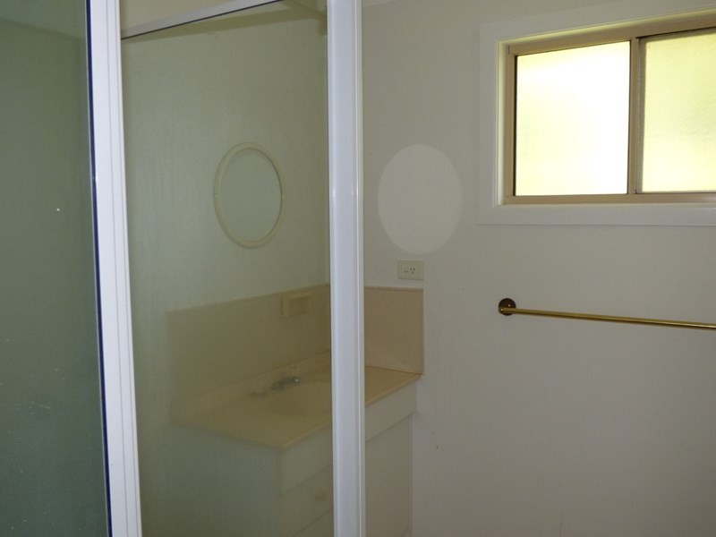 4 Elizabeth Street, St George QLD 4487