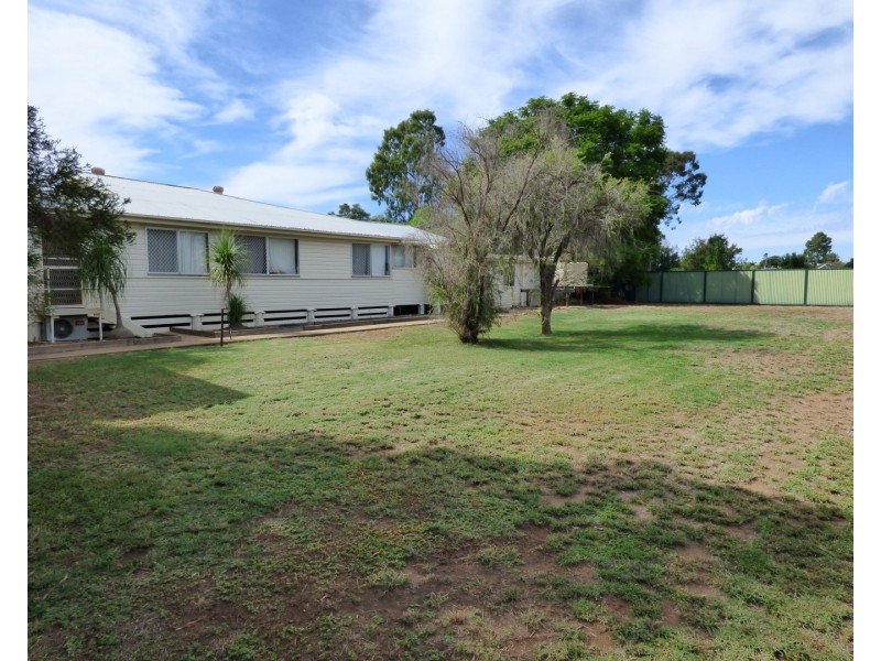 164 VICTORIA Street, St George QLD 4487