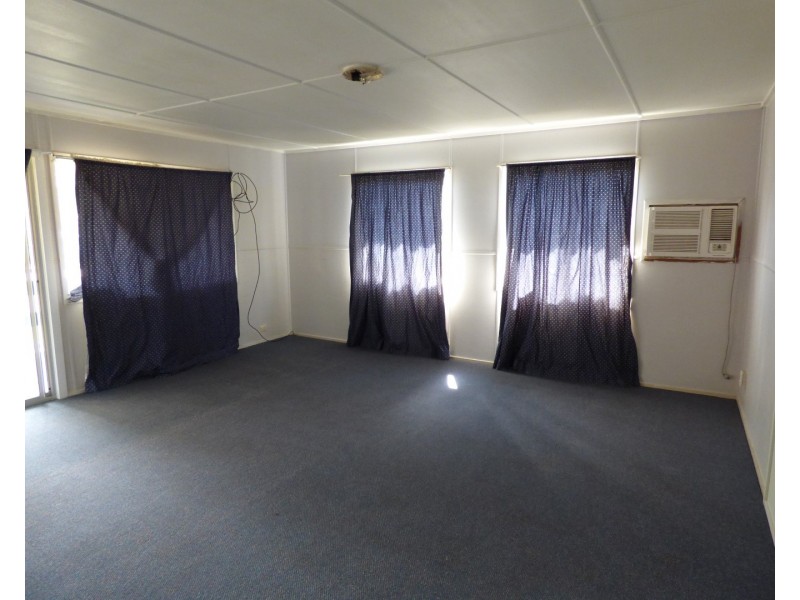 10 Alfred Street, St George QLD 4487