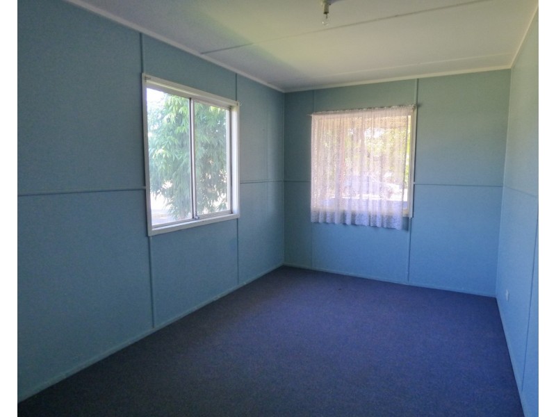 10 Alfred Street, St George QLD 4487