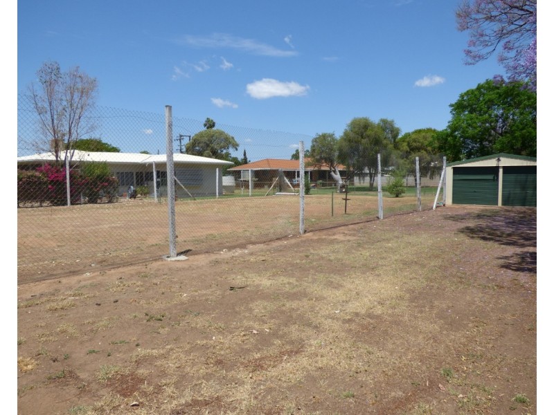 43-45 Victoria Street, St George QLD 4487