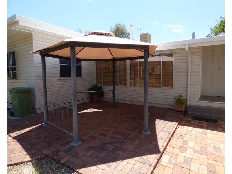 43-45 Victoria Street, St George QLD 4487