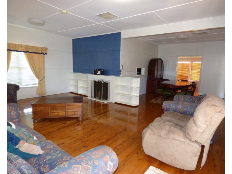 43-45 Victoria Street, St George QLD 4487