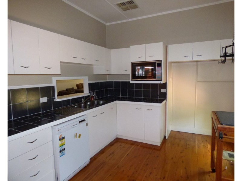 43-45 Victoria Street, St George QLD 4487