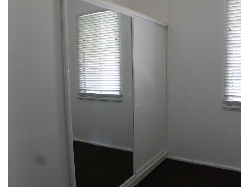 43 BARLEE Street, St George QLD 4487