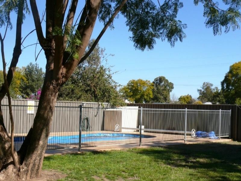 9 Philip Street, St George QLD 4487