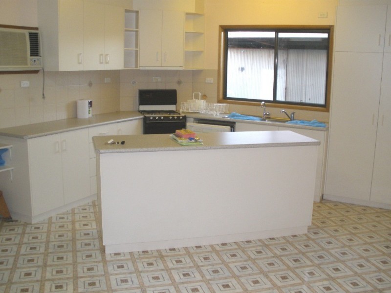 27 Kenny Lane, St George QLD 4487