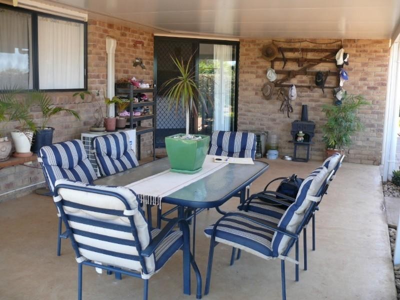 20 Taylor Street, St George QLD 4487