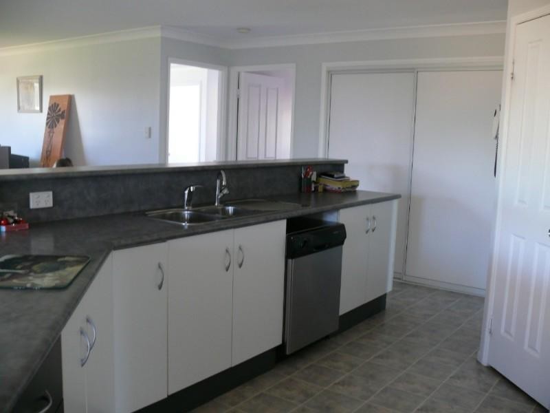 20 Taylor Street, St George QLD 4487