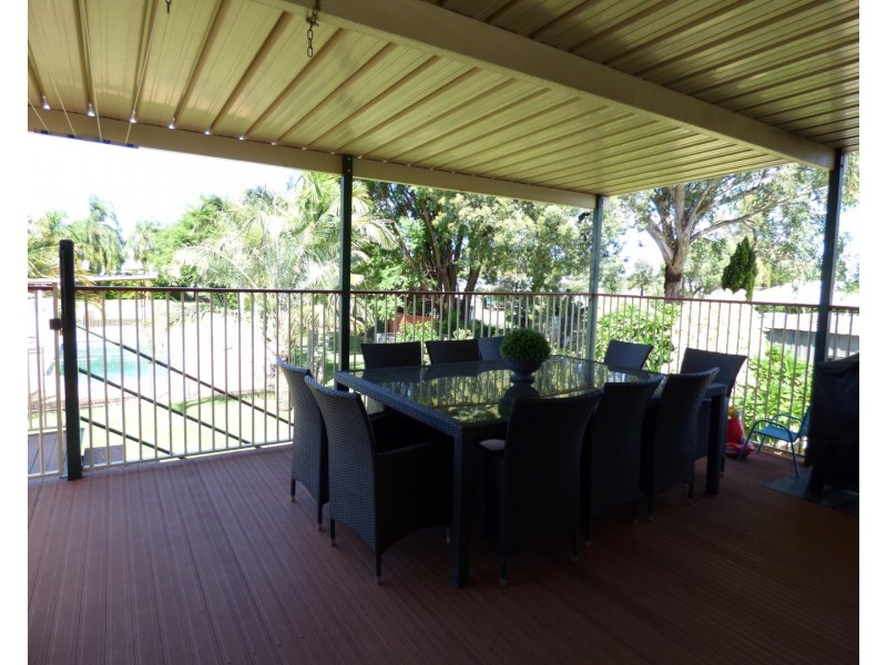 102 ST GEORGES Terrace, St George QLD 4487