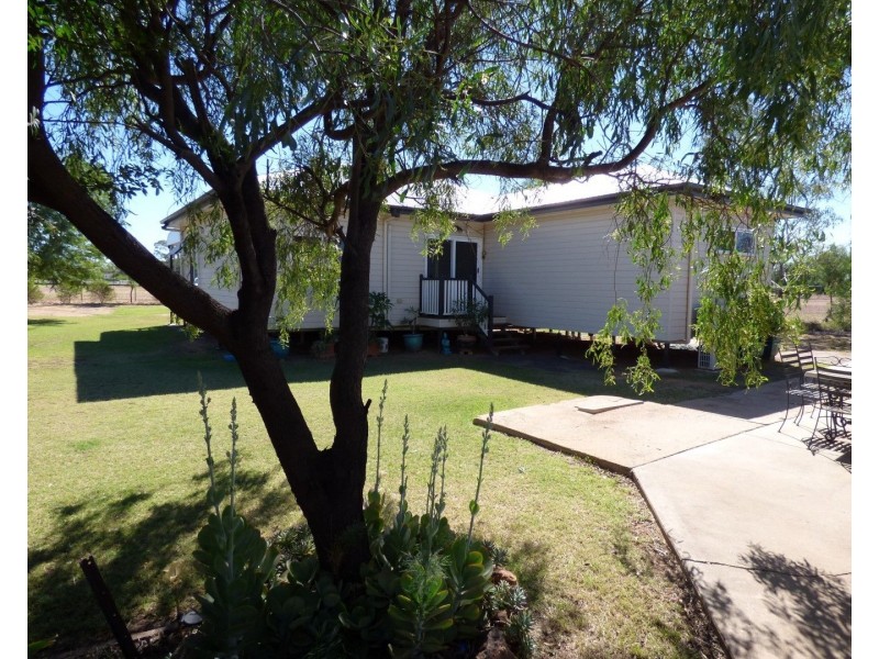 12166 CARNARVON Highway, St George QLD 4487